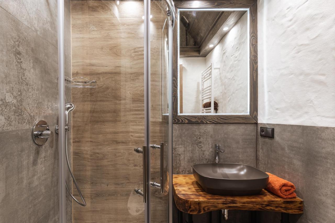 Koza, Pod Giewontem Chalet